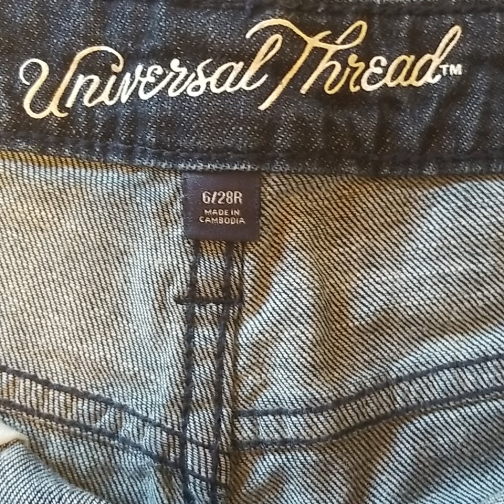 Universal Thread denim shorts - Picture 4 of 4